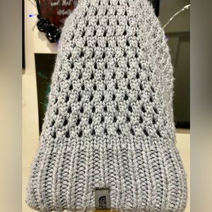 THENORTHFACE knit beanie.